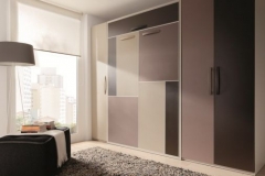 OTRO MODELO DE CAMA ABATIBLE VERTICAL DE 1.50 X 1.90 CON FRENTE DECORADO.