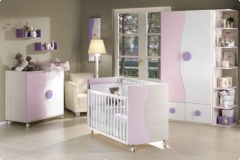 DORMITORIO INFANTIL , CON CUNA,CAMBIADOR DE DOS PUERTAS, ARMARIO DE DOS PUERTAS Y TERMINAL.