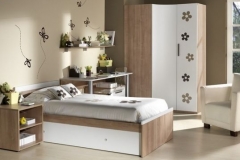 TRANSFORMACIÓN DE LA CUNA CONVERTIBLE EN CAMA NIDO, MESA ESTUDIO CON BAJO DE CAJONES Y MESILLA DIÁFANA.