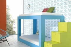 LITERA CUBO CON LINEA MINIMALISTA