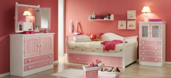 HABITACIÓN JUVENIL,CON CAMA NIDO,CÓMODA CON ESPEJO Y CHINFFONIER. FABRICADO SOBRE MADERA DE PINO Y LACADO AL CHORRO DE ARENA-DIFERENTES ACABADOS.